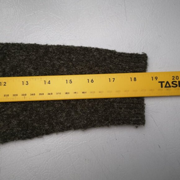 Reitmans Ladies Size Small Green Open Cardigan with Removable Faux Fur Collar - Picture 9 of 9